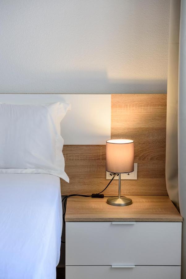 Estepona Marina With Sea Views, Pool And Parking Экстерьер фото